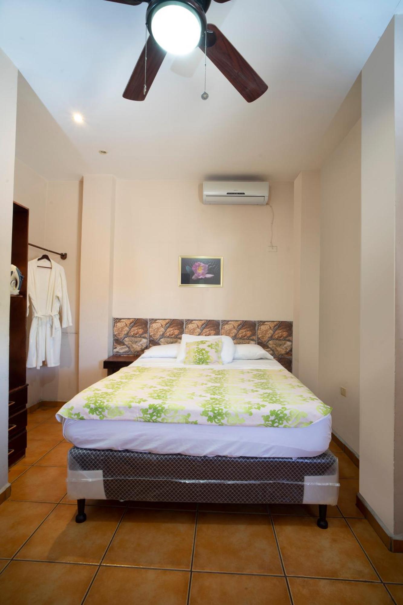Apart Hotel La Trejo San Pedro Sula Exteriér fotografie